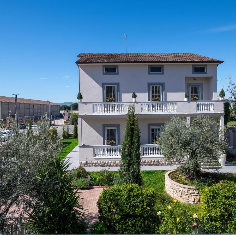 Villa Luce Assisi Rooms & Suites מראה חיצוני תמונה
