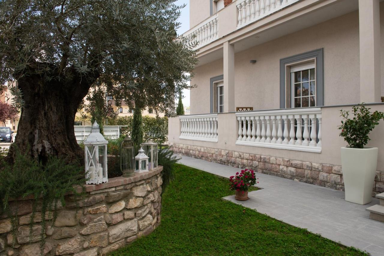 Villa Luce Assisi Rooms & Suites מראה חיצוני תמונה